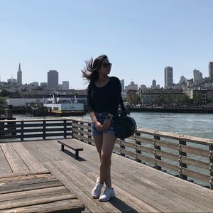 Meet your Posher, Esther